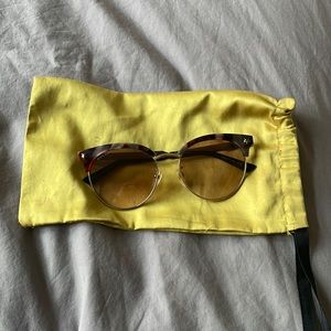 Gucci - Cat Eye Sunglasses